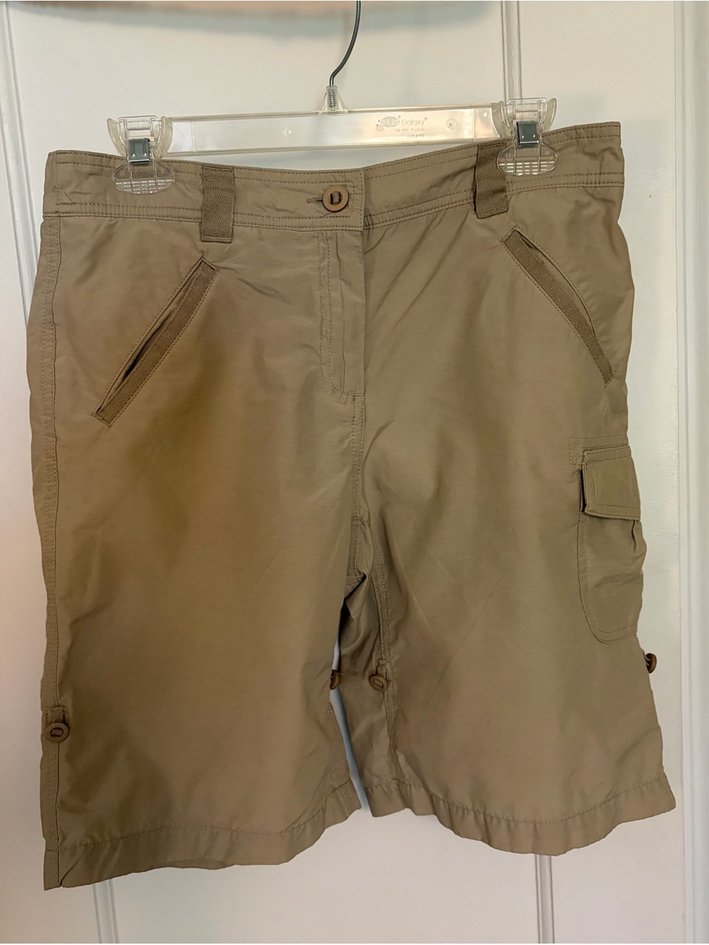 Lands' End Women’s Light Khaki Outdoor Hiking Shorts